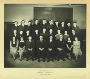 Heresite Employees from 1942